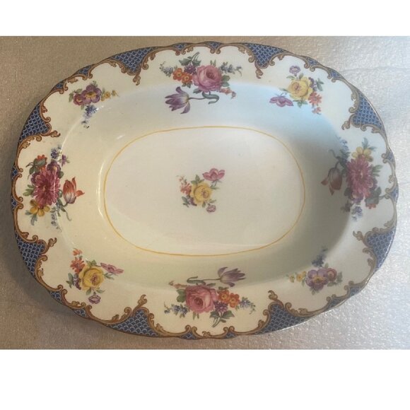 Aynsley Blue Oval Vegetable Serving Bowl Bone China Floral + Gold Rim Vintage - Picture 1 of 3
